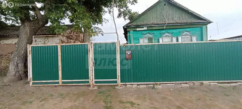 Дом в Саракташский район, Чёрноотрожский сельсовет, село Студенцы ... - Фото 0