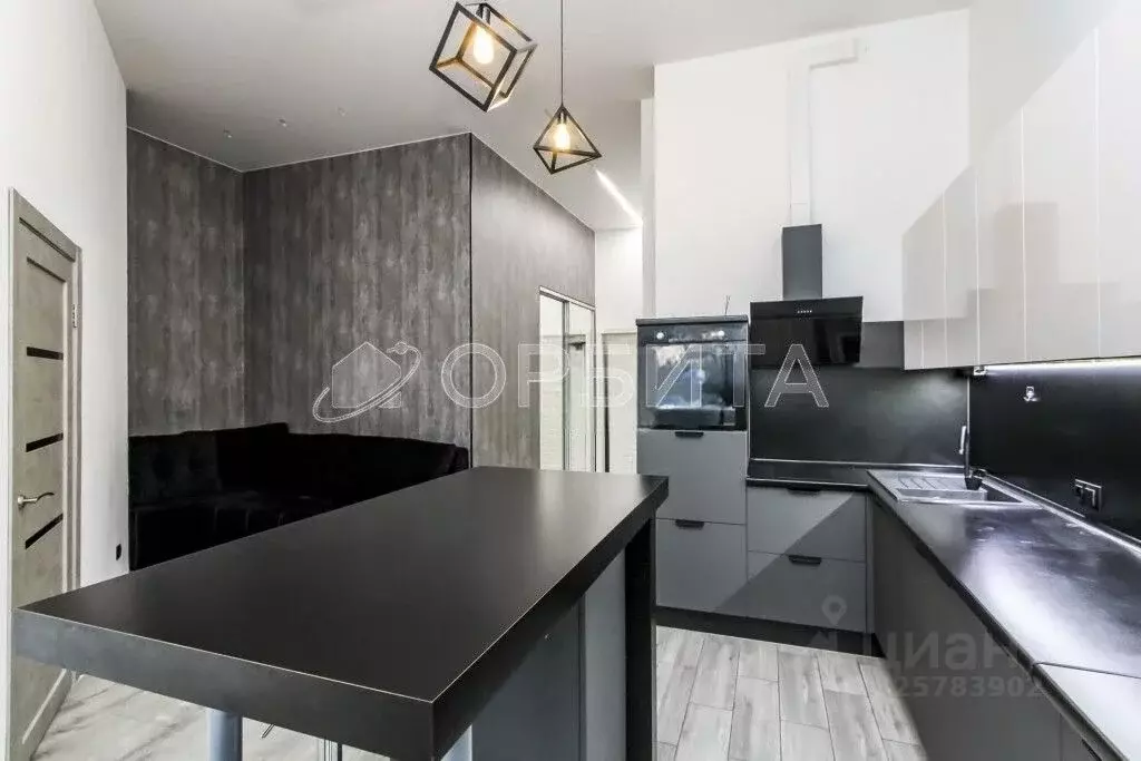 1-к кв. Тюменская область, Тюмень Велижанская ул., 70к1 (43.0 м) - Фото 1