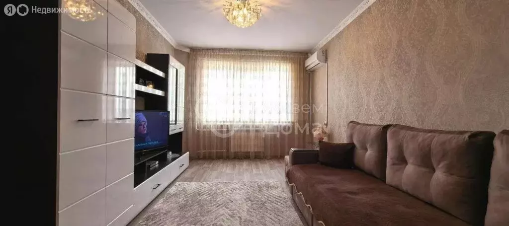 2-комнатная квартира: Волгоград, район Семь Ветров, бульвар 30-летия ... - Фото 1