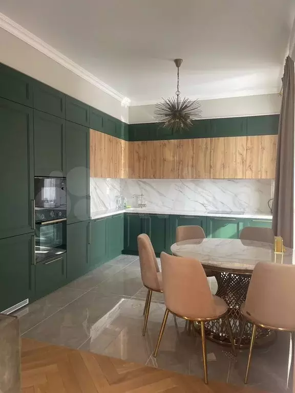 5-к. квартира, 190 м, 15/16 эт. - Фото 0