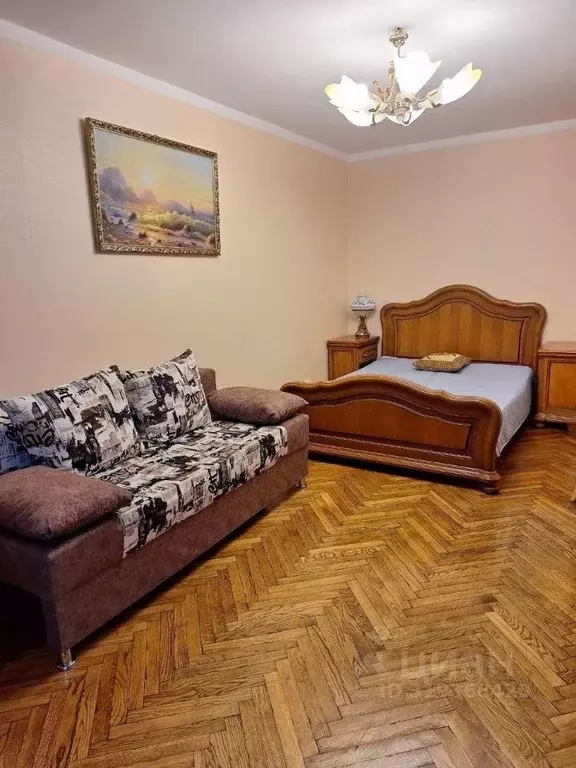 1-к кв. Санкт-Петербург 8-я Васильевского острова линия, 57 (30.0 м) - Фото 0