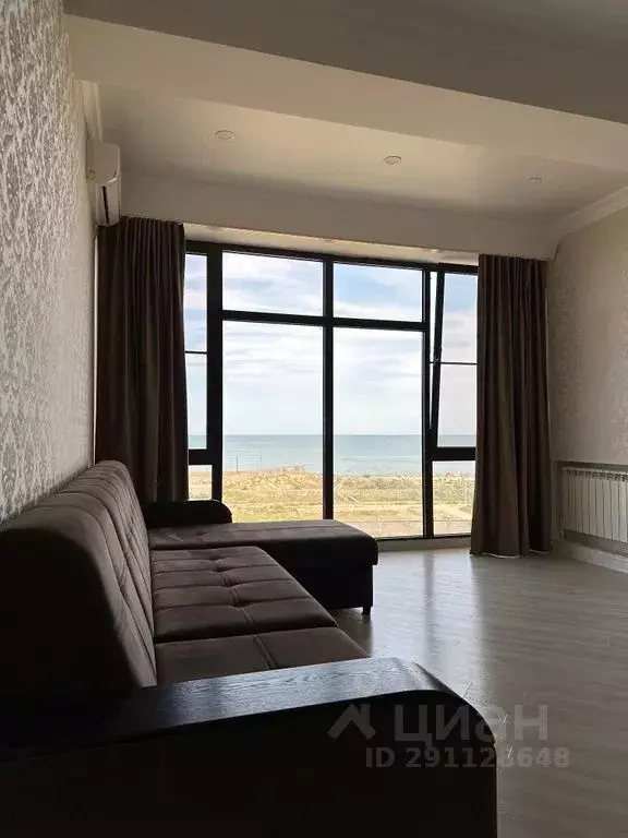 2-к кв. Дагестан, Каспийск ул. М. Халилова, 50 (65.0 м) - Фото 0