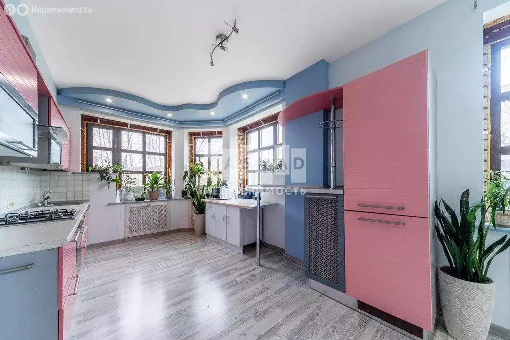 Дом в посёлок городского типа Андреевка, микрорайон Высокое, Весенняя ... - Фото 1