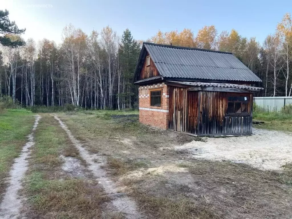 Дом в Тюменская область, Ялуторовский муниципальный округ, ... - Фото 1