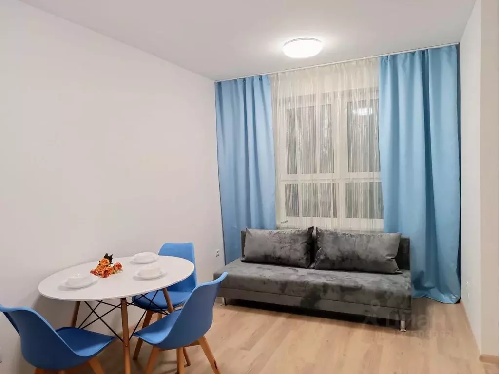 1-к кв. Свердловская область, Екатеринбург бул. Новосинарский, 7 (40.0 ... - Фото 1