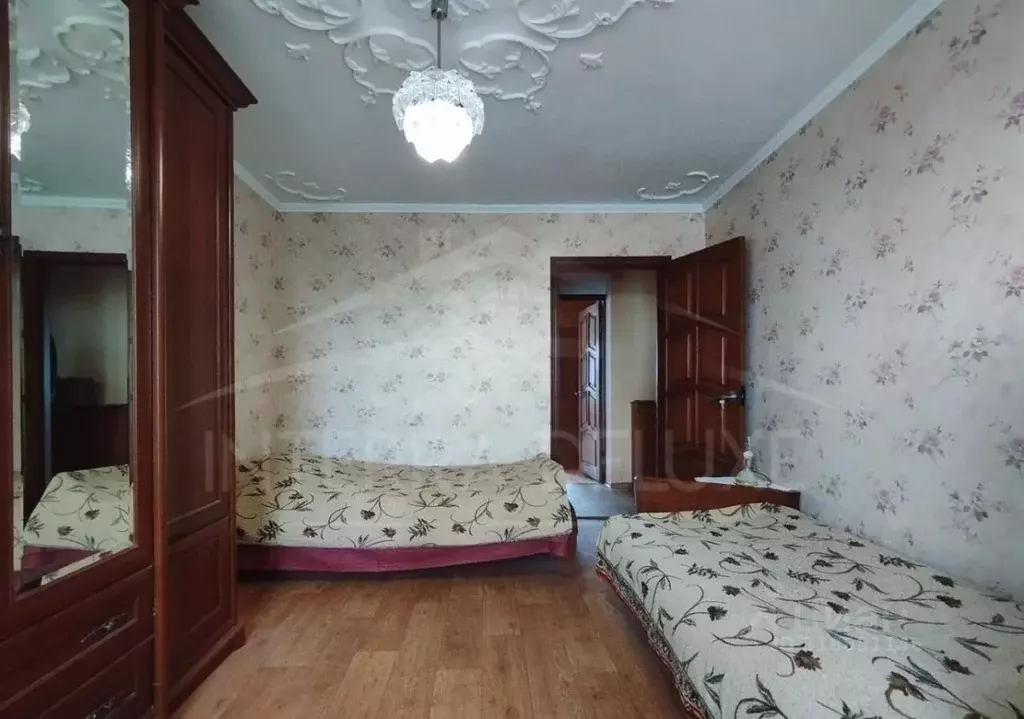 2-к кв. Севастополь просп. Октябрьской Революции, 25 (48.8 м) - Фото 0
