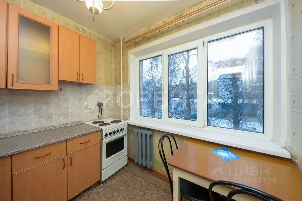 1-к кв. Тюменская область, Тюмень ул. 30 лет Победы, 73 (30.8 м) - Фото 1