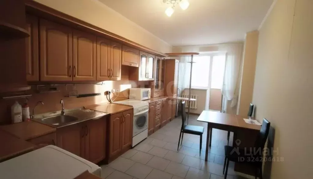 3-к кв. Брянская область, Брянск Авиационная ул., 34 (89.7 м) - Фото 1