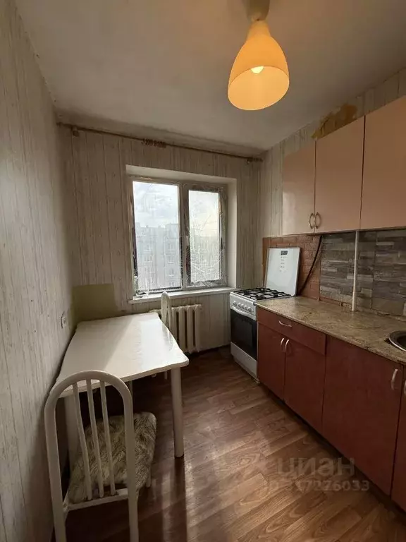 1-к кв. Омская область, Омск Звездная ул., 2Г (30.0 м) - Фото 0