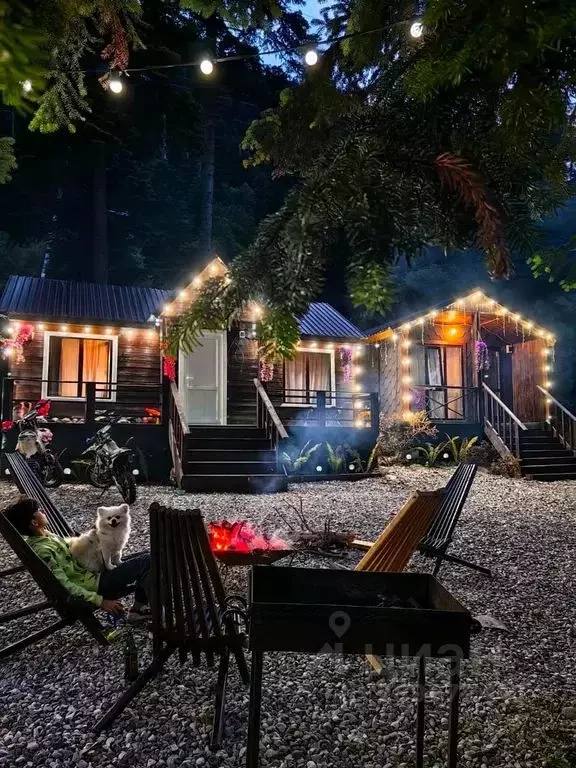 Дом в Карачаево-Черкесия, Зеленчукский район, с. Архыз ул. Ленина, 1А ... - Фото 1