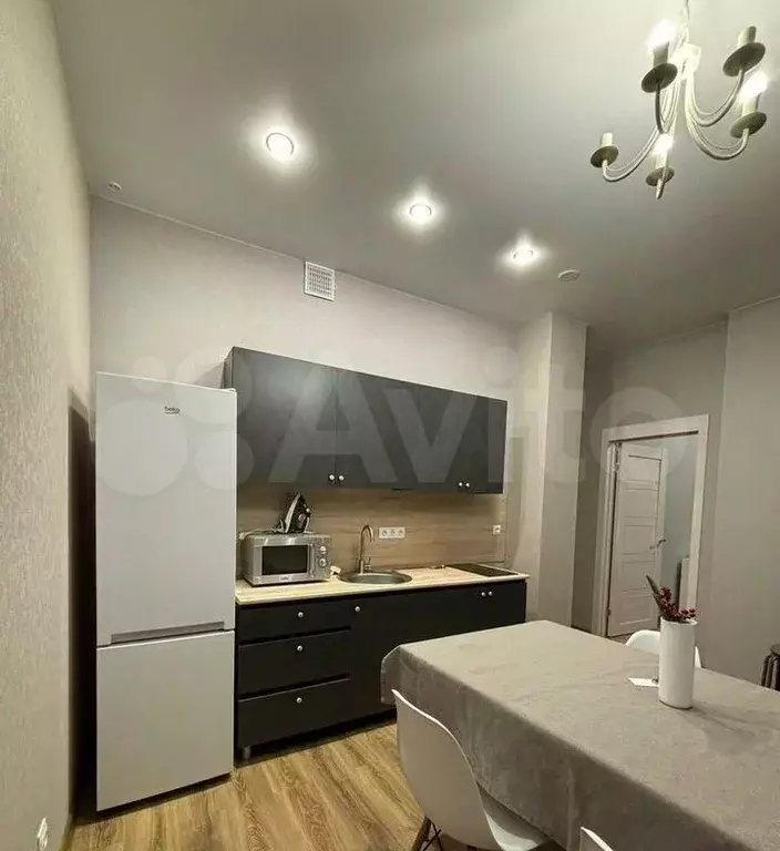 2-к. квартира, 55 м, 5/9 эт. - Фото 0