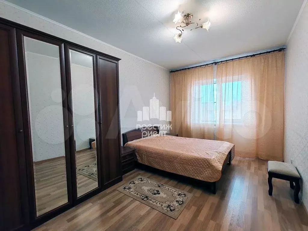 2-к. квартира, 70 м, 5/7 эт. - Фото 0
