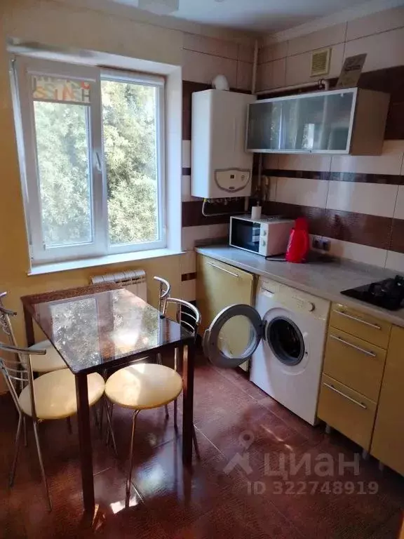 Комната Крым, Ялта ул. К. Маркса, 11к1 - Фото 2