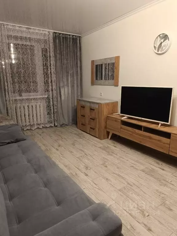 1-к кв. Татарстан, Нижнекамск просп. Химиков, 2 (36.0 м) - Фото 1