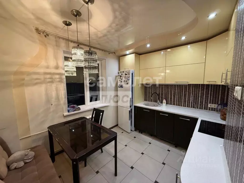 3-к кв. Курская область, Курск просп. Вячеслава Клыкова, 24 (79.1 м) - Фото 2