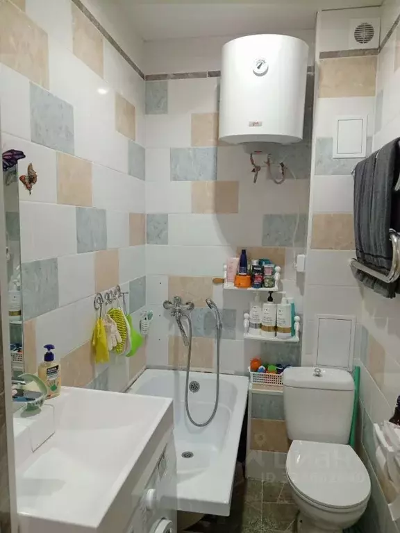 Студия Краснодарский край, Краснодар ул. Им. Сорока А.М., 2 (25.0 м) - Фото 2