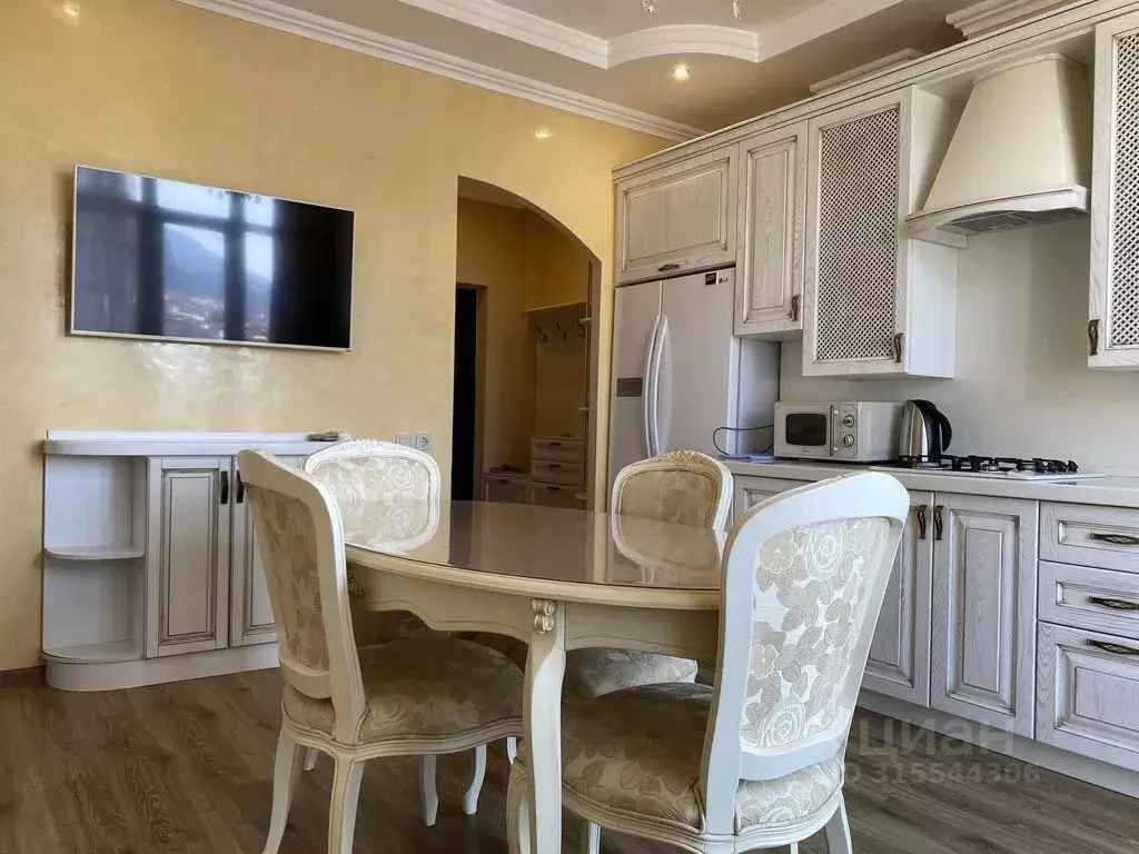 2-к кв. Краснодарский край, Геленджик ул. Свердлова, 25 (56.0 м) - Фото 1