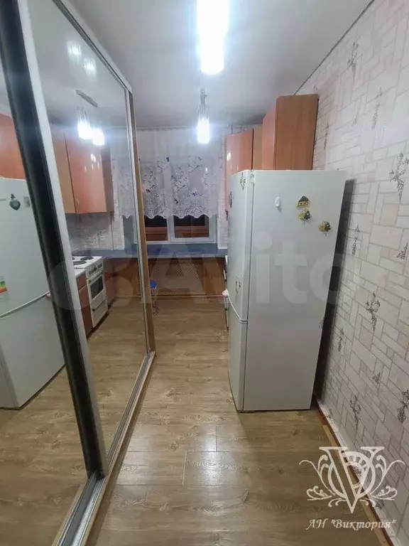 Комната 21,8 м в 1-к., 2/5 эт. - Фото 1