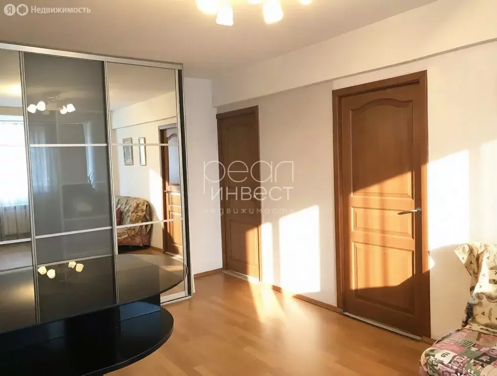 3-комнатная квартира: Сочи, микрорайон Гагарина, Красноармейская ... - Фото 2