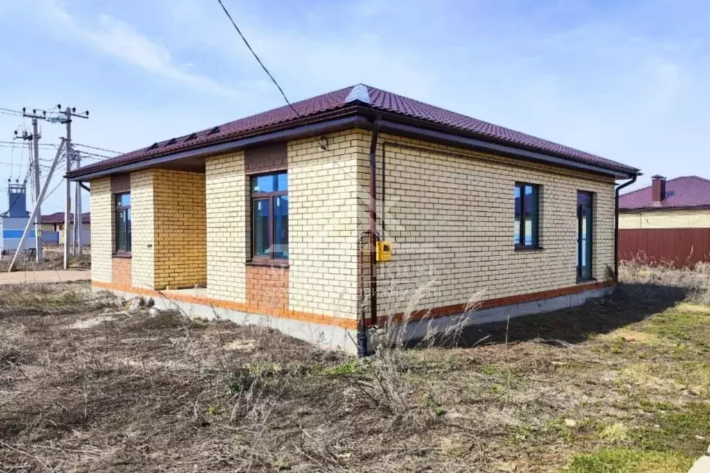 Дом в Татарстан, Лаишевский район, Никольское с/пос, с. Сапуголи, ... - Фото 1