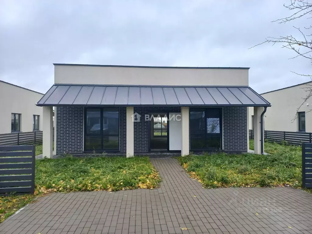 Дом в Калининградская область, Гурьевский муниципальный округ, пос. ... - Фото 1