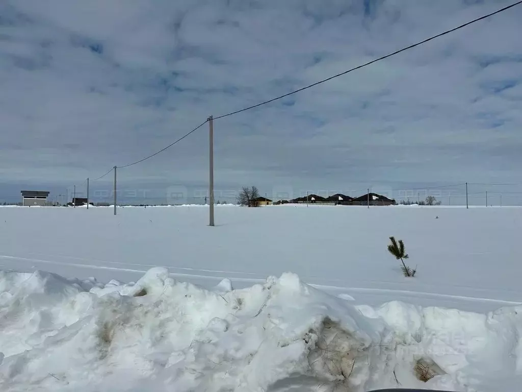 Участок в Татарстан, Лаишевский район, с. Державино ул. Вишневая, 17 ... - Фото 0