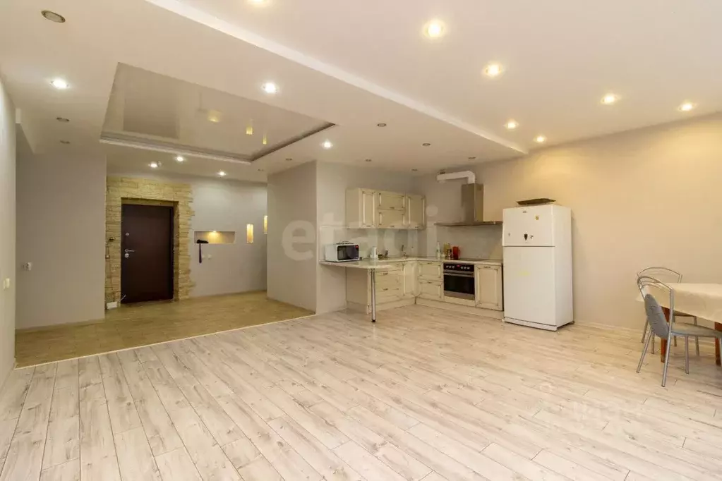 3-к кв. Красноярский край, Красноярск ул. Елены Стасовой, 40А (101.6 ... - Фото 1