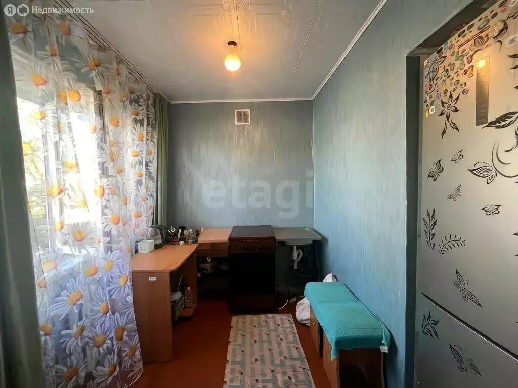 4-комнатная квартира: Ачинск, 6-й микрорайон, 8 (58.9 м) - Фото 2