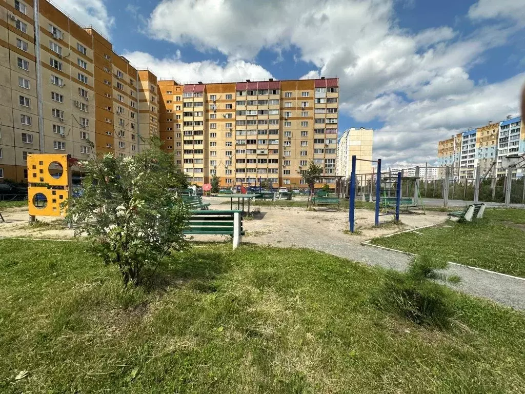 1-к. квартира, 41 м, 1/10 эт. - Фото 1