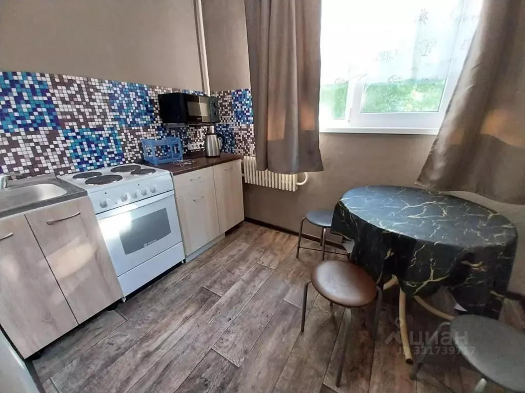 3-к кв. Ленинградская область, Сосновый Бор Молодежная ул., 16 (60.0 ... - Фото 1