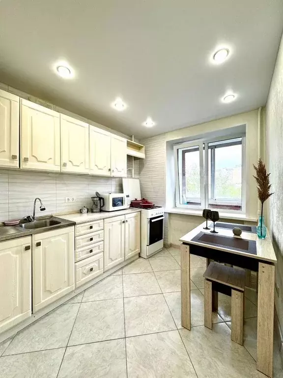 2-к. квартира, 45,5 м, 8/9 эт. - Фото 0