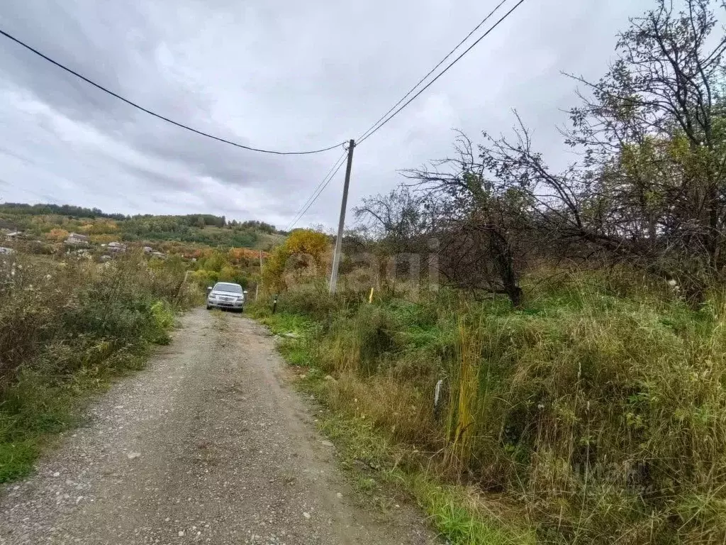 Участок в Алтай, Горно-Алтайск пер. Хвойный, 5 (9.0 сот.) - Фото 1
