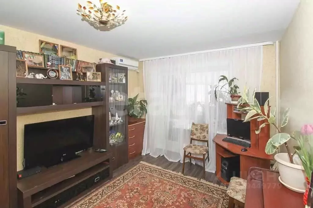 2-к кв. Тюменская область, Тюмень ул. Мельникайте, 124 (46.5 м) - Фото 1