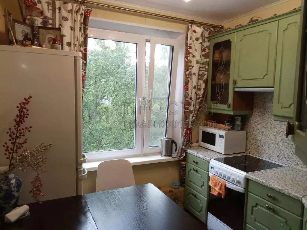 Продается 3-комнатная квартира - Фото 1