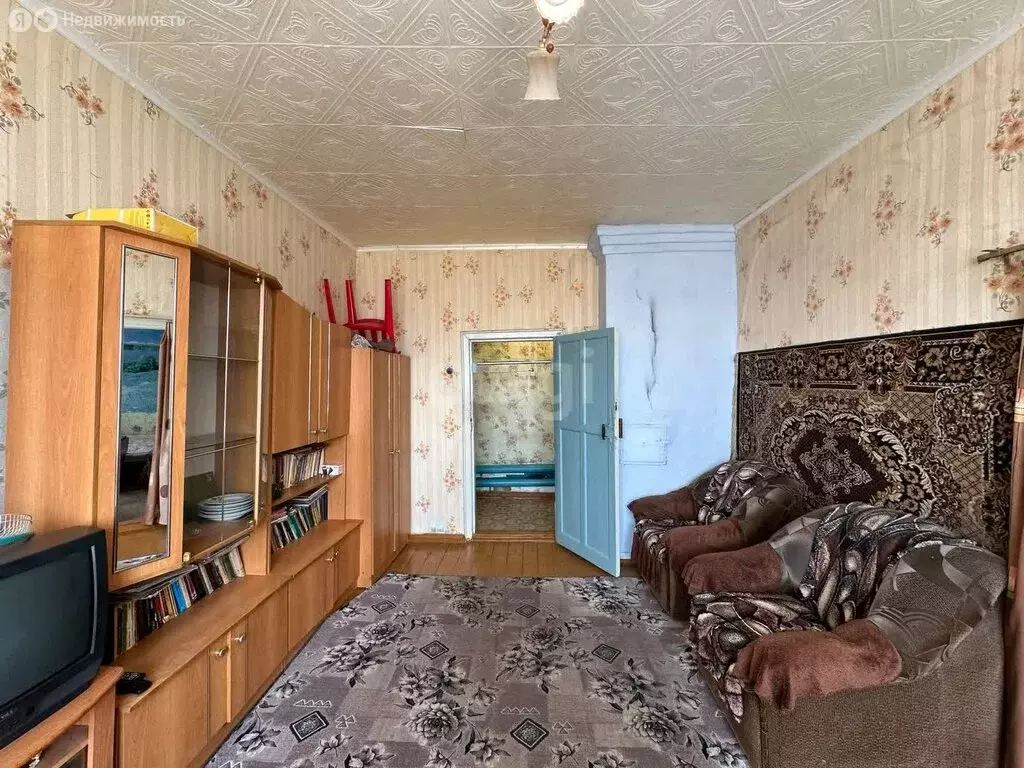 3-комнатная квартира: Ирбит, улица Кирова, 188 (60.3 м) - Фото 0