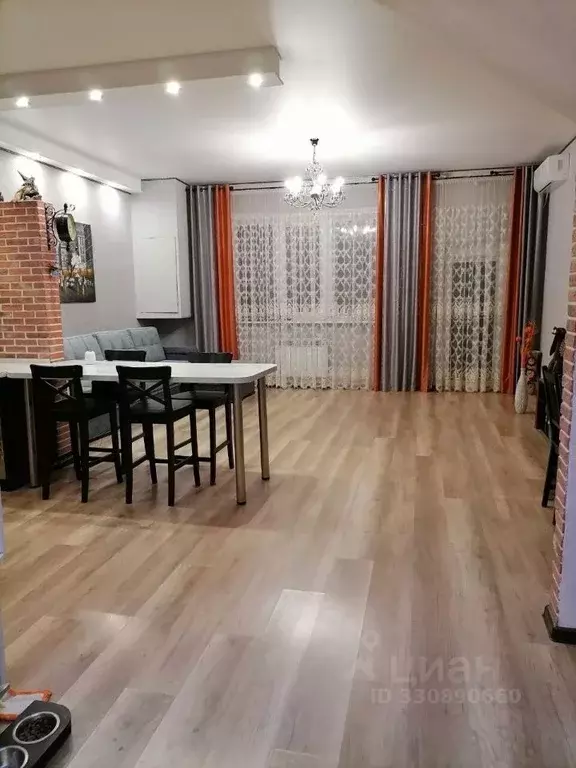 Таунхаус в Ростовская область, Волгодонск ул. Агатовая, 10/4 (145 м) - Фото 2