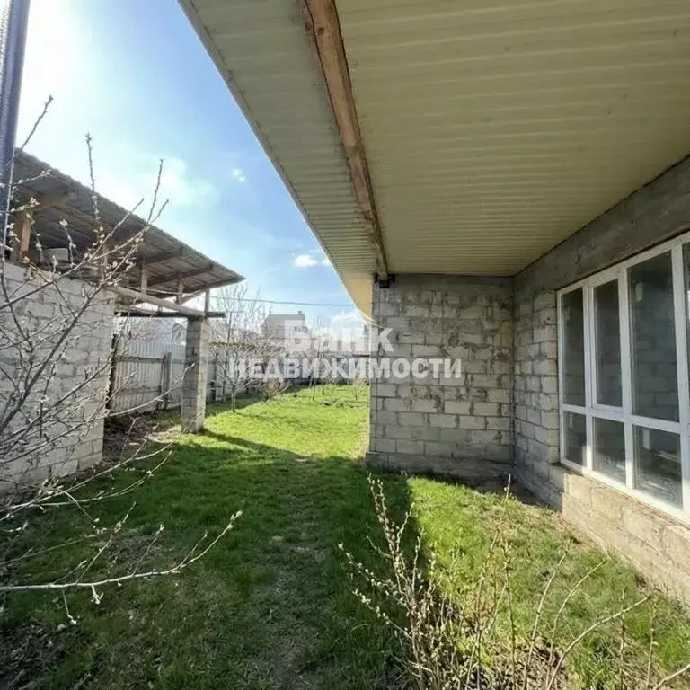 Дом в Саратовская область, Вольск ул. Егорова, 28 (145 м) - Фото 1
