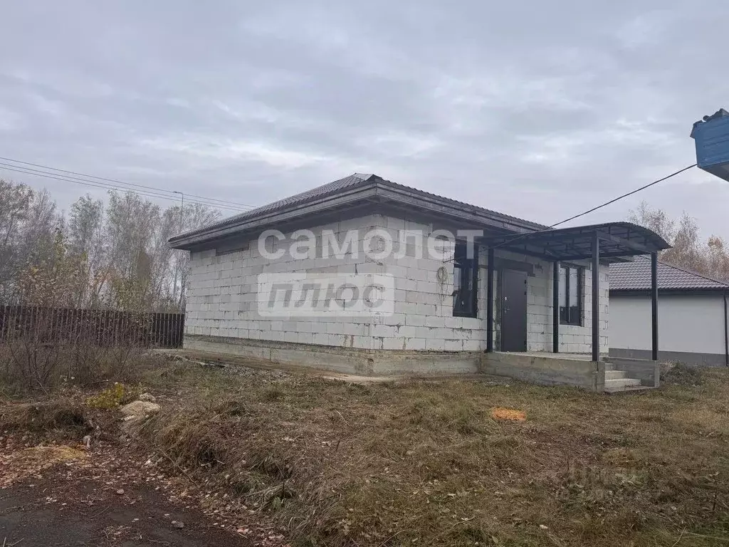 Дом в Челябинская область, Сосновский муниципальный округ, с. ... - Фото 1