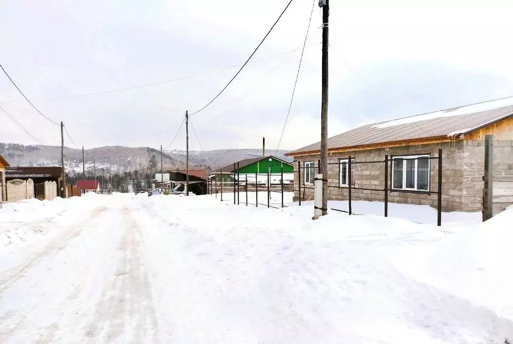 Дом в Красноярский край, Сосновоборский муниципальный округ, с. Зыково ... - Фото 1