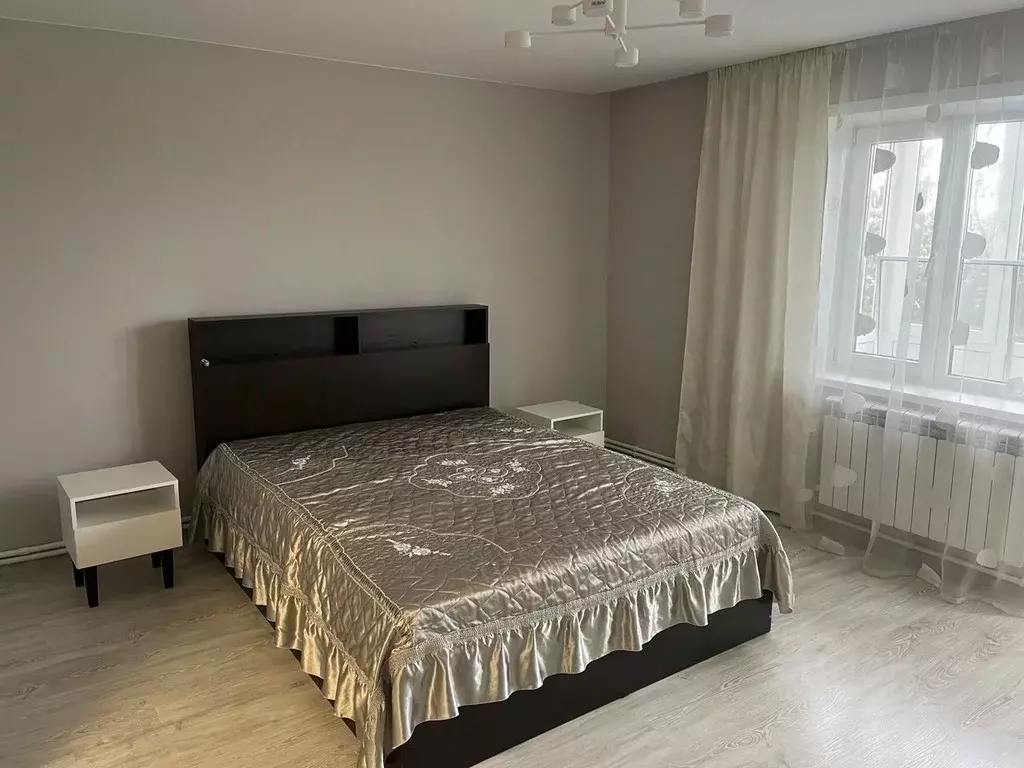 2-к кв. Краснодарский край, Темрюк ул. Ленина, 34А (62.0 м) - Фото 1