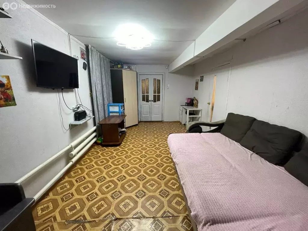 Дом в Кызыл, улица Сергея Лазо (52 м) - Фото 1