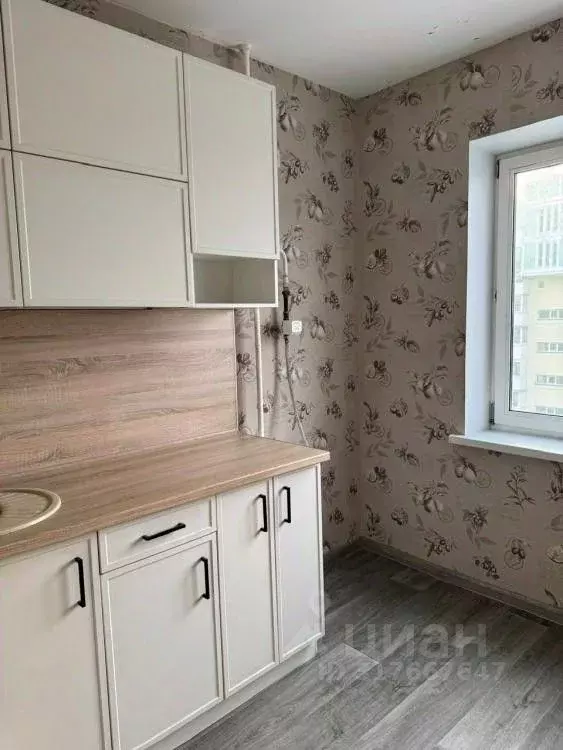 2-к кв. Омская область, Омск ул. Завертяева, 21к1 (52.0 м) - Фото 0