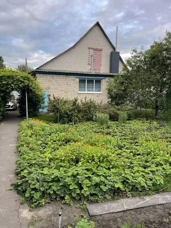 Дом в Орловская область, Глазуновка городское поселение, Глазуновка ... - Фото 1