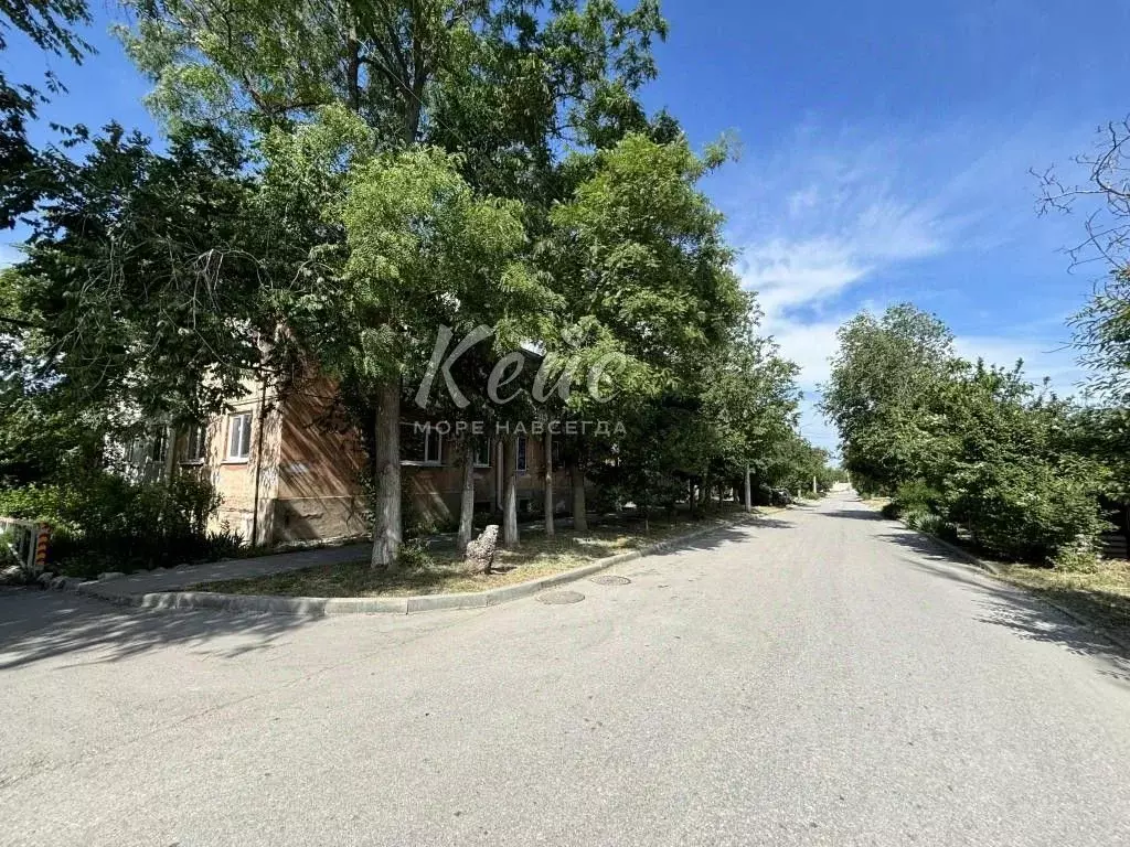 Гараж в Крым, Феодосия ул. Киевская (30 м) - Фото 1