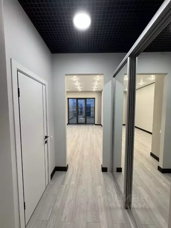 Помещение свободного назначения в Санкт-Петербург наб. Макарова, 58 ... - Фото 1