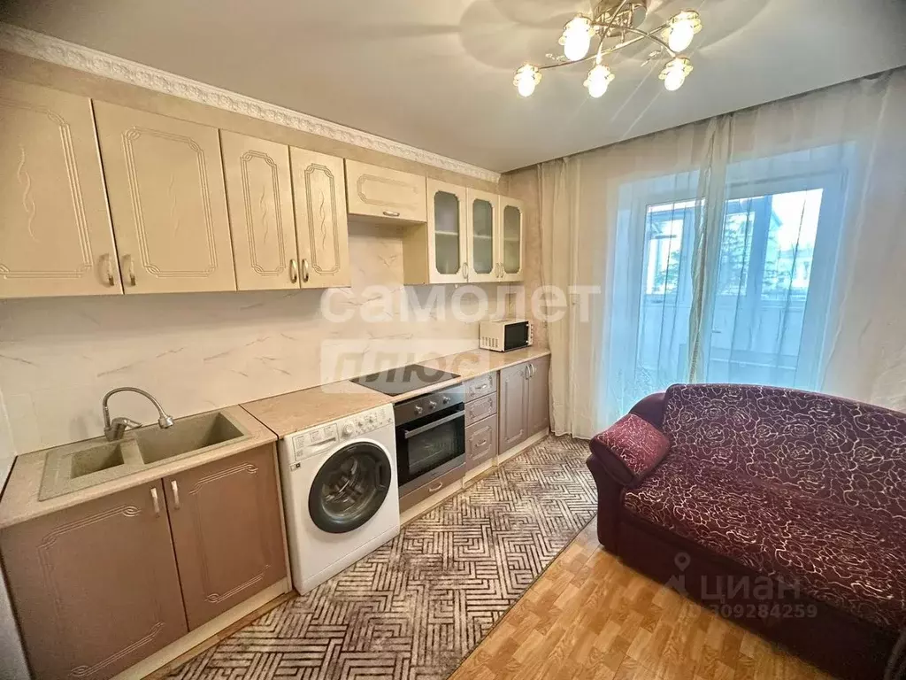 1-к кв. Брянская область, Брянск ул. Клары Цеткин, 10Б (40.2 м) - Фото 0