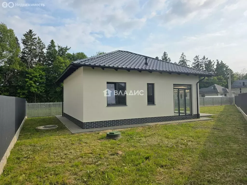 Дом в посёлок Константиновка, улица Гуриева (80 м) - Фото 1