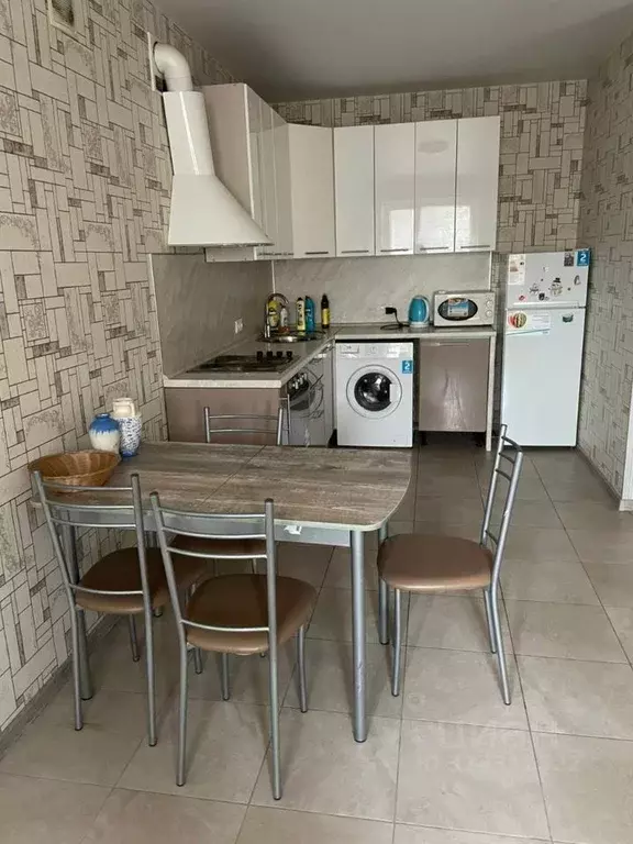 1-к кв. Адыгея, Тахтамукайский район, Старобжегокайское с/пос, Новая ... - Фото 1