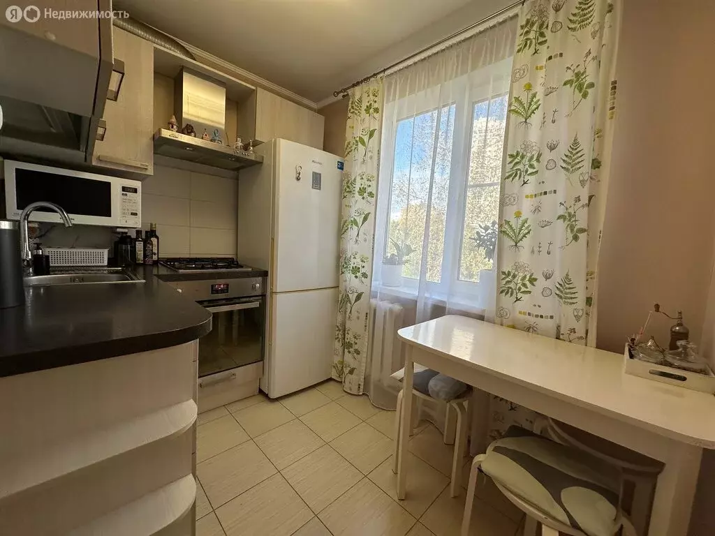 2-комнатная квартира: Екатеринбург, улица Патриса Лумумбы, 23 (43.8 м) - Фото 2