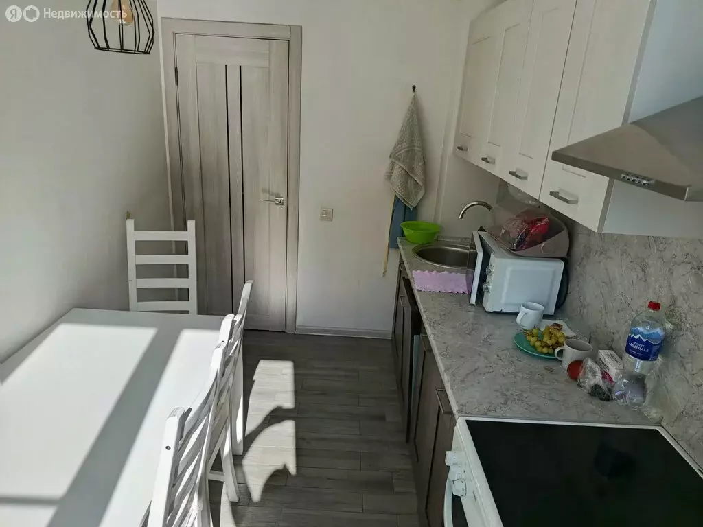 2-комнатная квартира: Ростов-на-Дону, Стабильная улица, 3с2 (48 м) - Фото 1